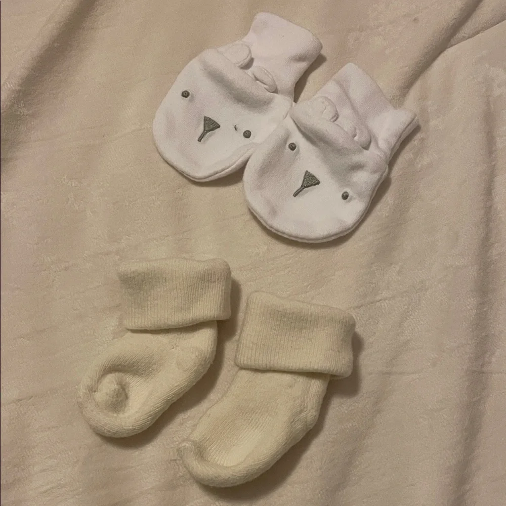 Adorable Baby Mittens and Booties Set